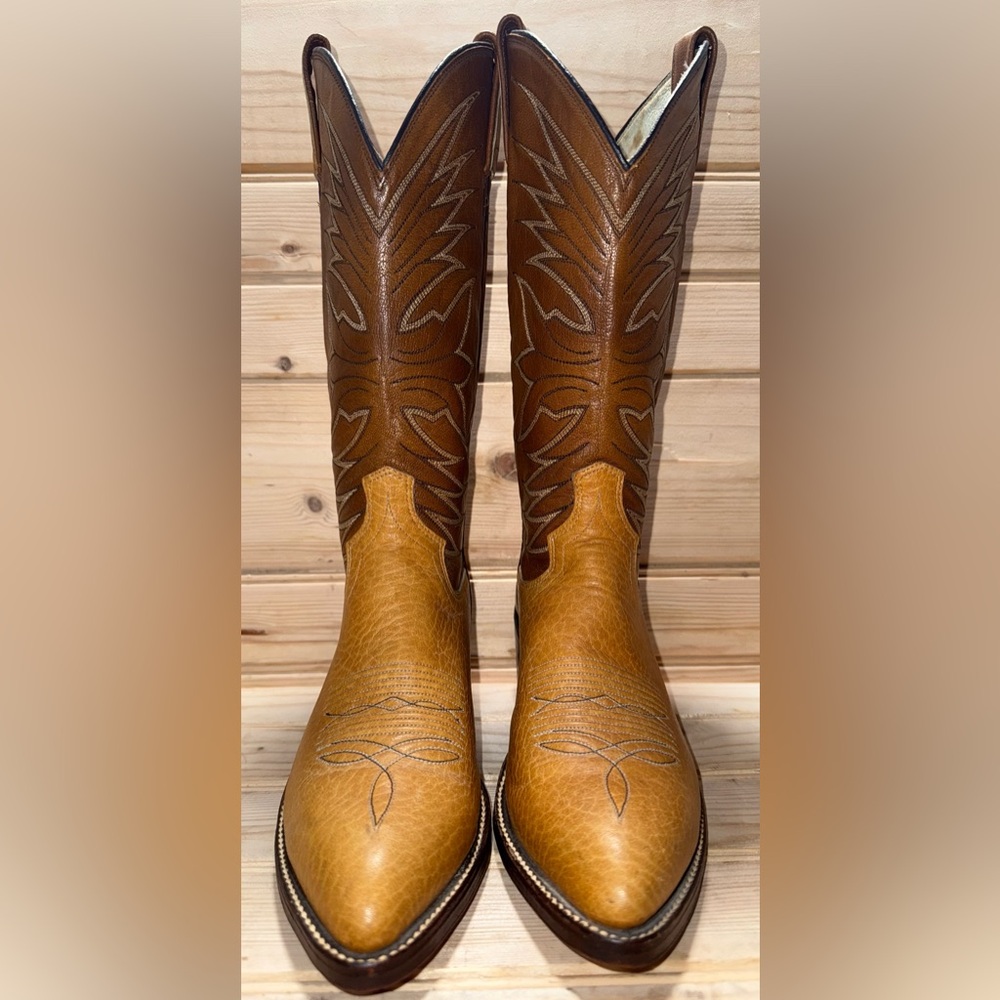 SOLD !!!!!! Vintage Cowboy Boots Rare 7.5D